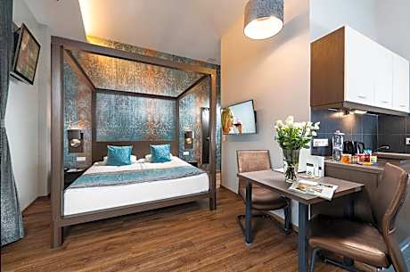 Opera Garden Hotel & Apartments