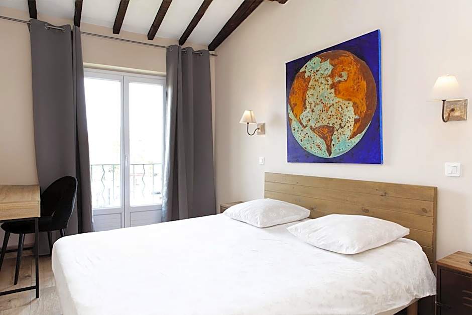 Coq Hotel