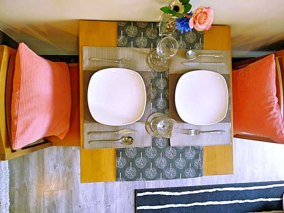 The deck patong 5 Star Apartment 巴东The Deck无边际海景泳池酒店