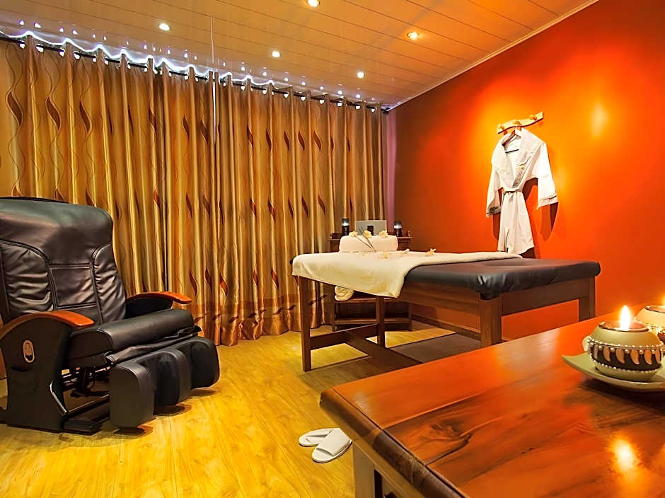 The Gold Crest Hotel