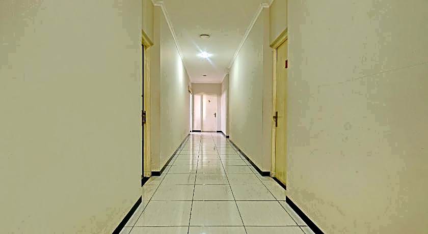 OYO 389 Sky Guesthouse