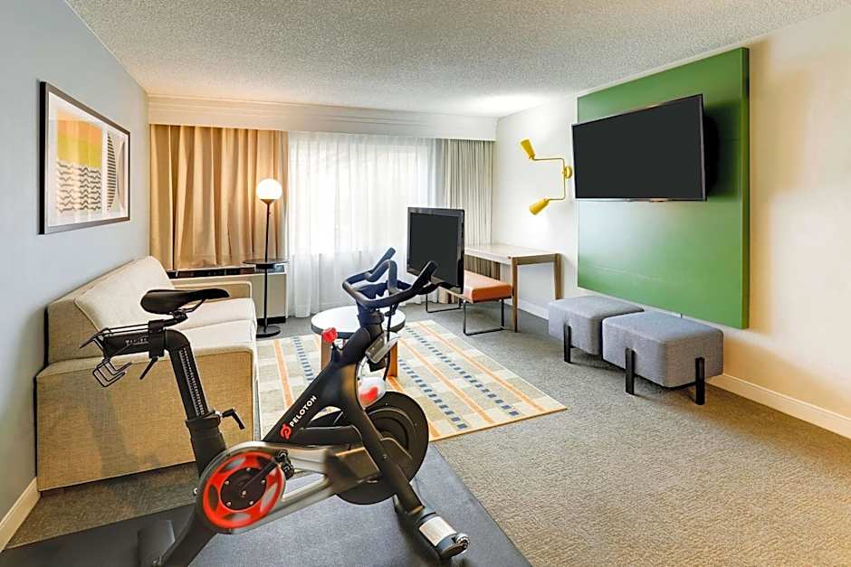 Sonesta Select San Francisco Airport Oyster Point Waterfront