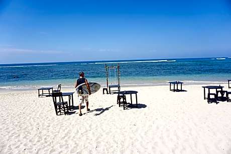 Cottage with Garden View
