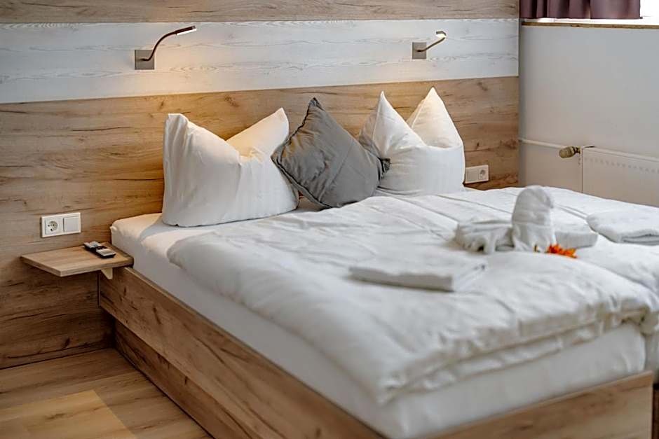 Sonnenschein Hotel & Apartments