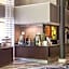 La Quinta Inn & Suites by Wyndham Durham Chapel Hill