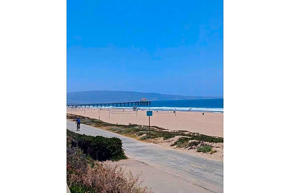 Ocean View Studio Manhattan Beach