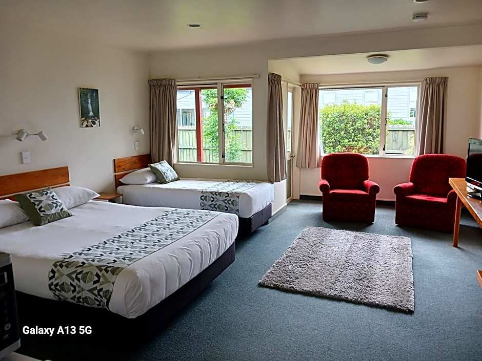 Anatoki Lodge Motel