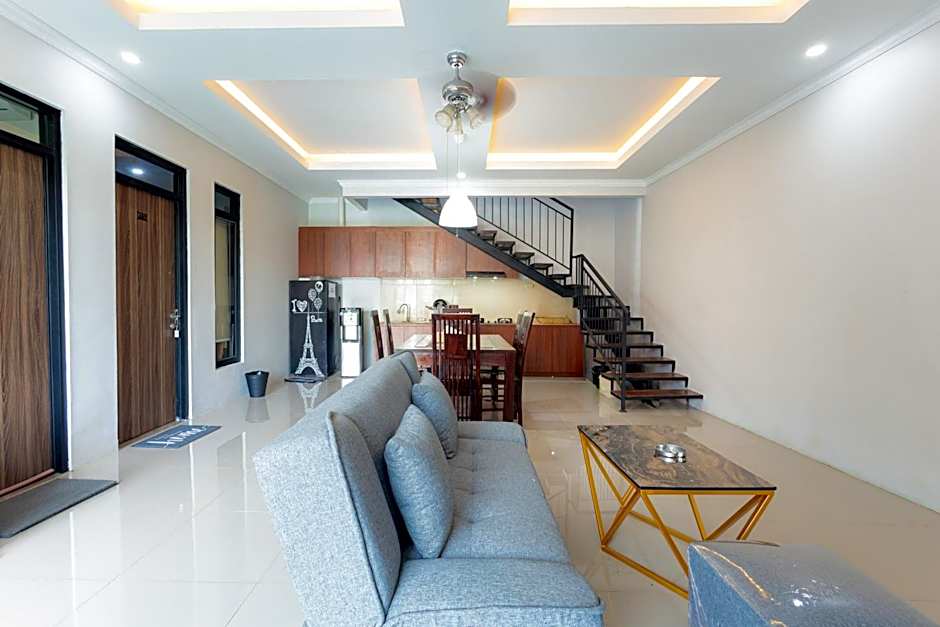 D Twinz House Syariah Redpartner