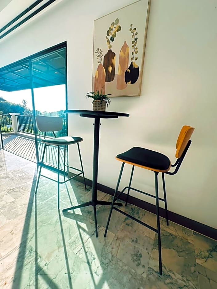 Ocean Pie Phuket - Adult Only