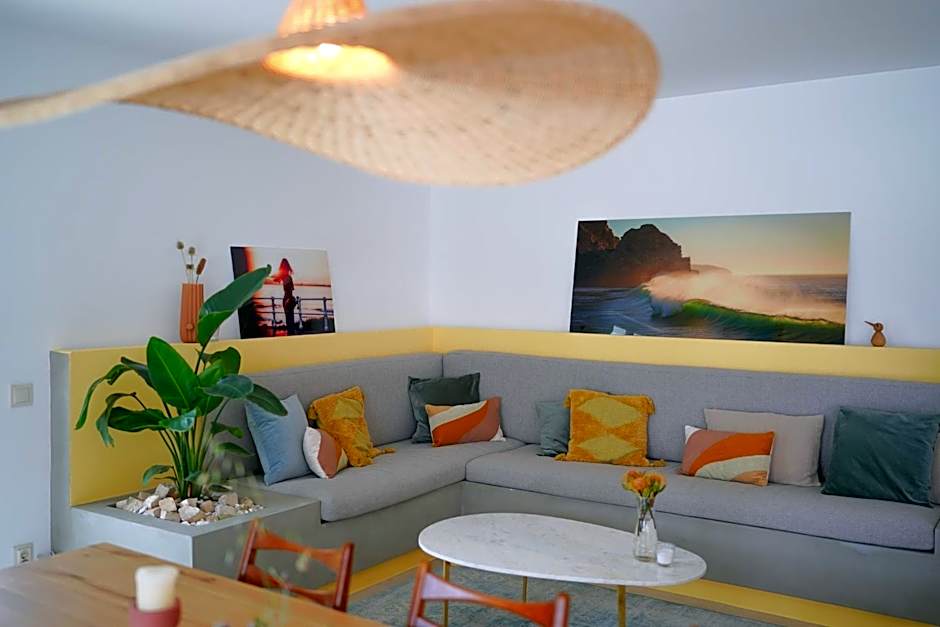 Birds of Paradise - Boutique Surf Lodge