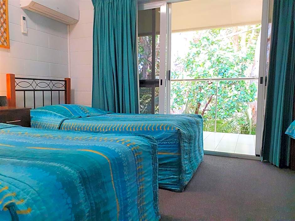 Mango Tree Holiday Apartments