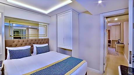 Two Connecting Double Rooms