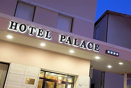 Palace Hotel