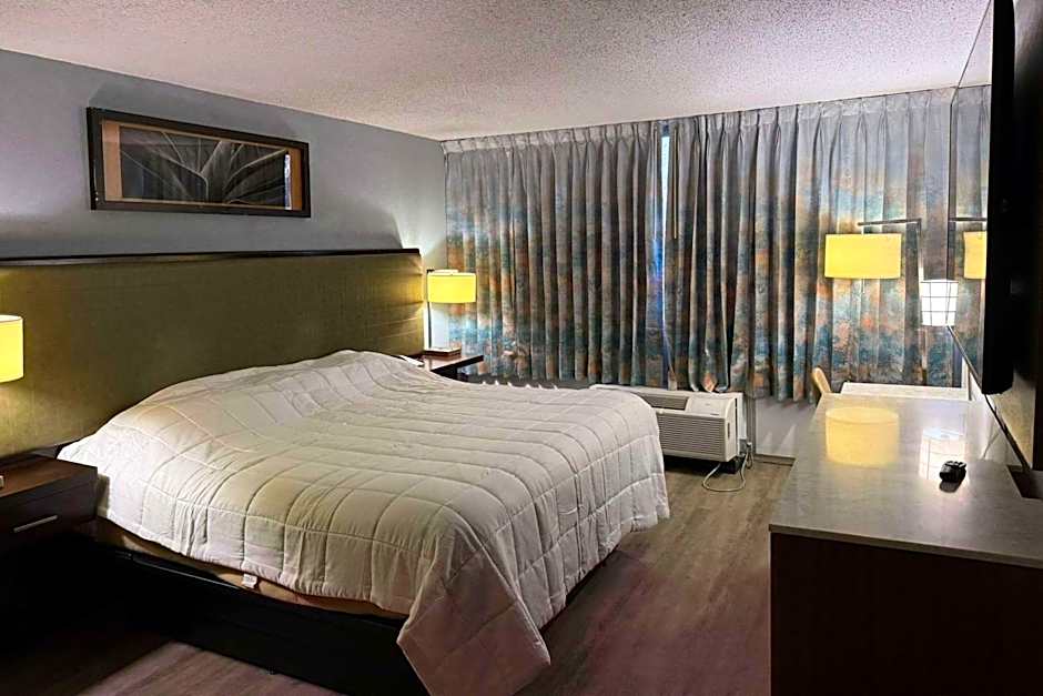 Suburban Studios Fairborn - Dayton