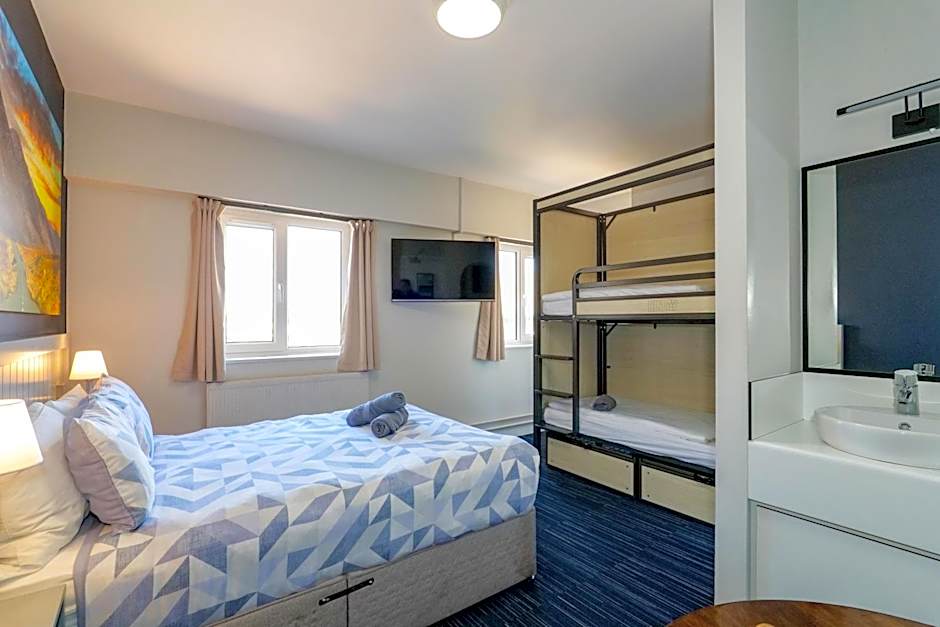 Kinlay Hostel Eyre Square - Best Hostel in Ireland 2025