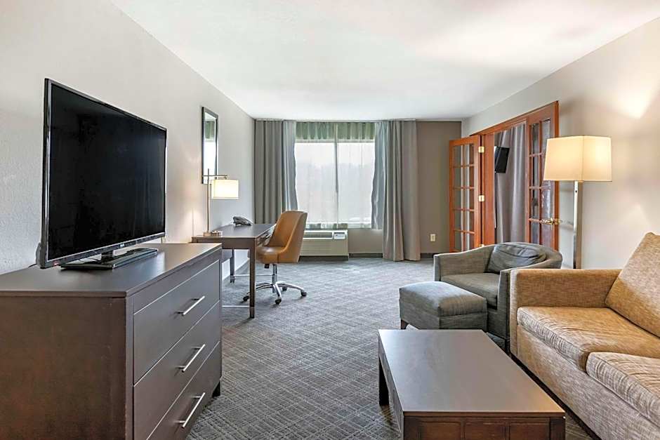 Comfort Inn & Suites Grand Blanc/Flint