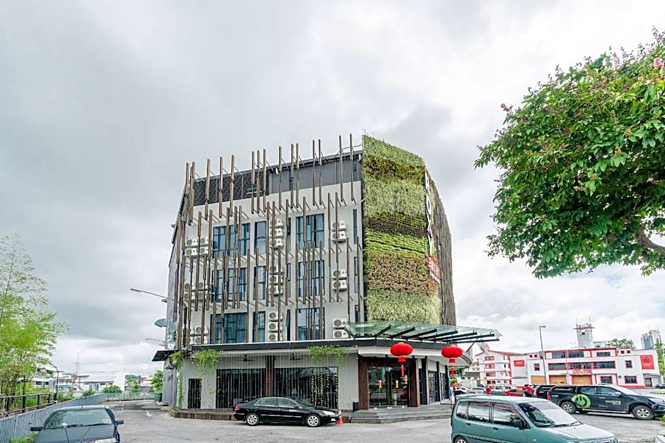 Roxy Hotel Padungan