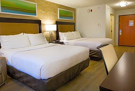 Two Queen Beds