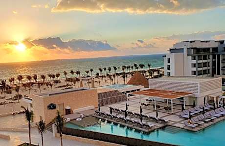 Elegance Club Jr. Suite Outdoor Jacuzzi (Adults Only, 18+) - Free WiFi