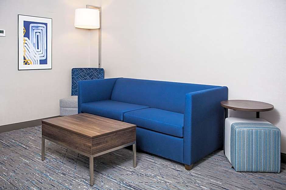 Holiday Inn Express & Suites Prince Albert - South By IHG