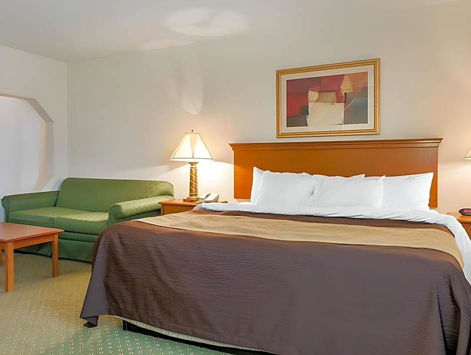Quality Inn near Amish Country