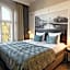 Ascot Hotel