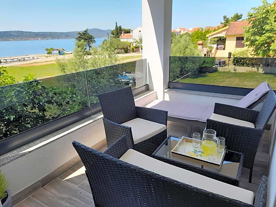 Apartman prvi red do mora