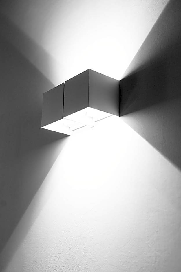 Albergo Delle Regioni, Barberini - Fontana di Trevi