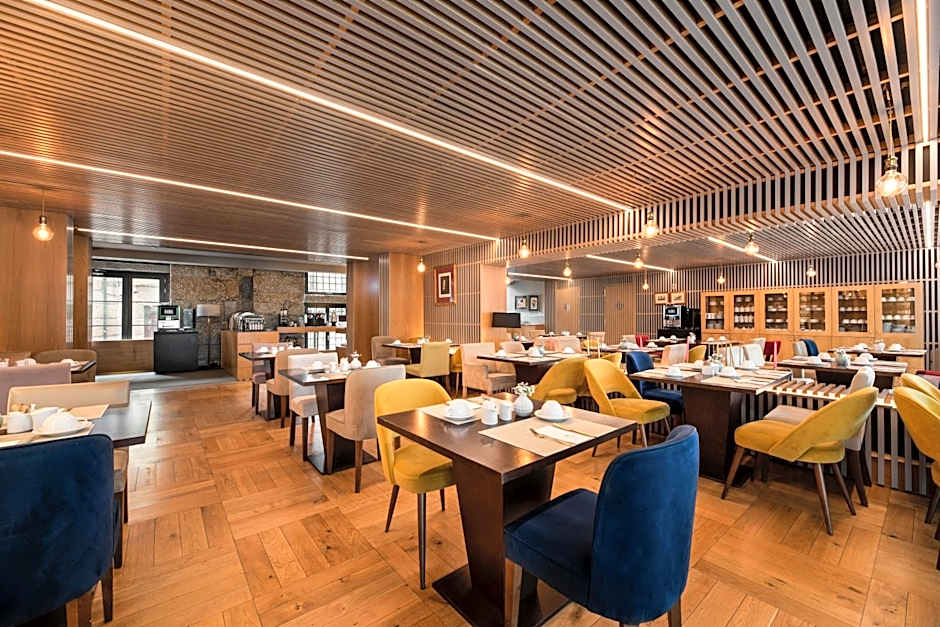 Santa Luzia ArtHotel