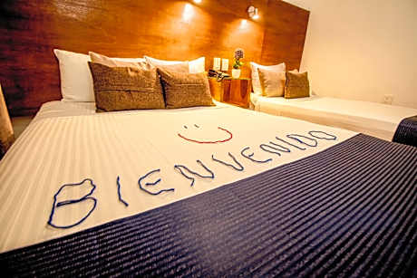 Hotel del Carmen, en el Centro- DESAYUNO Incluido !