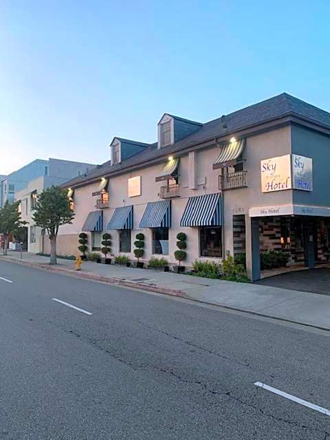 L.A. Sky Boutique Hotel