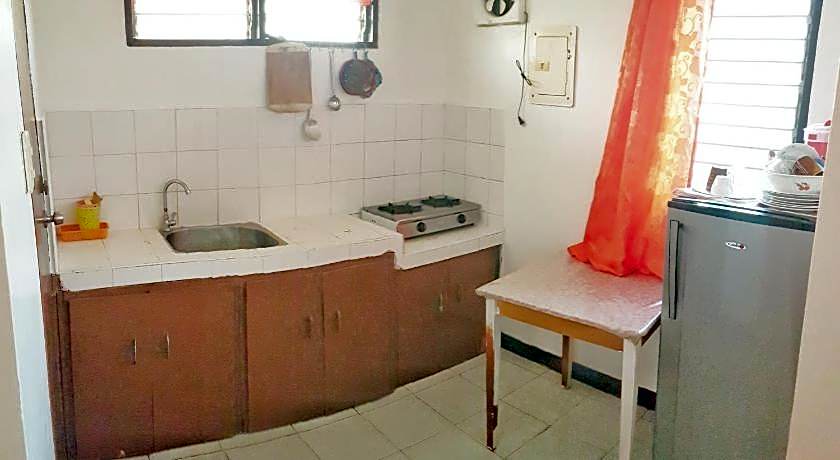 WHITE BEACH GUEST HOUSE