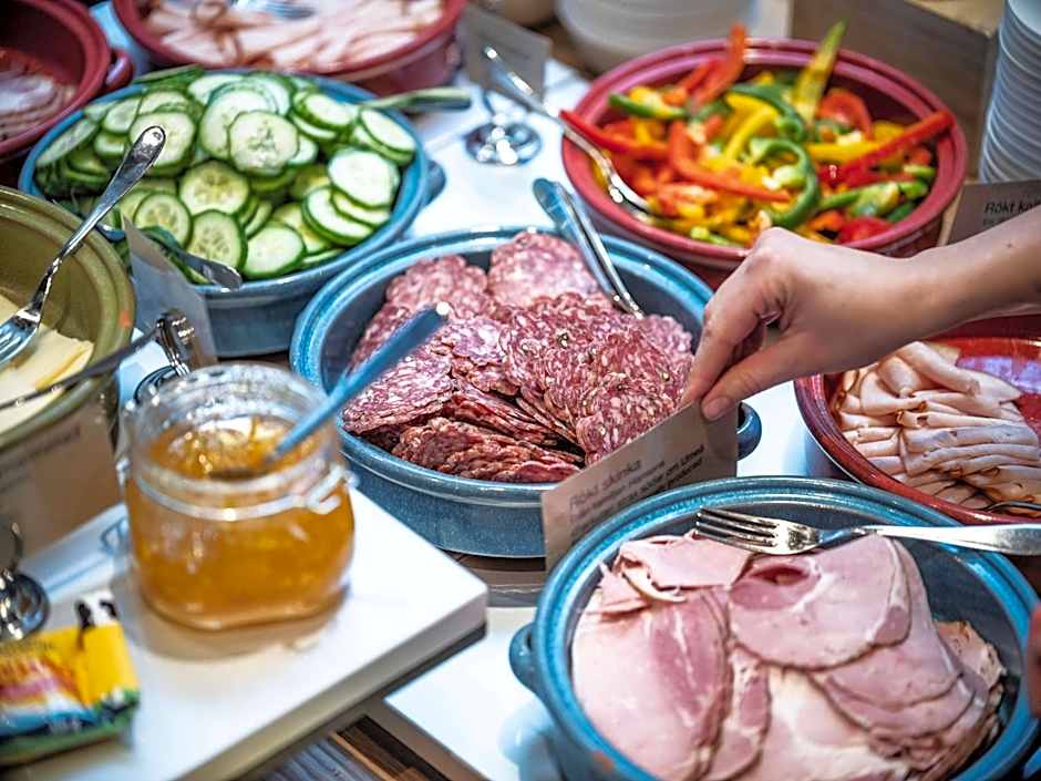 U&Me, BW Signature Collection