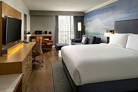King Room with Balcony