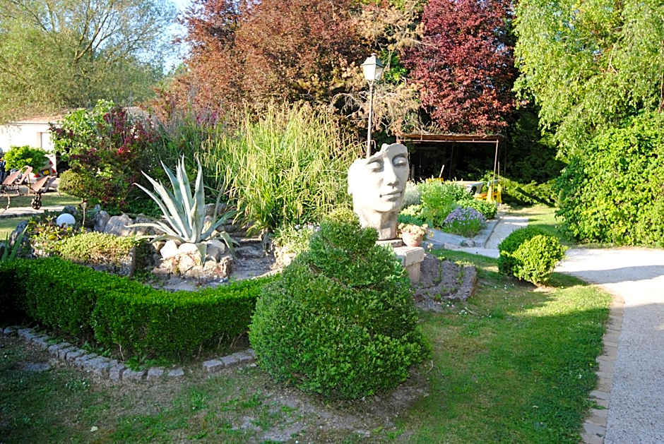 Le Grand Logis - Guest house - Bed and Breakfast