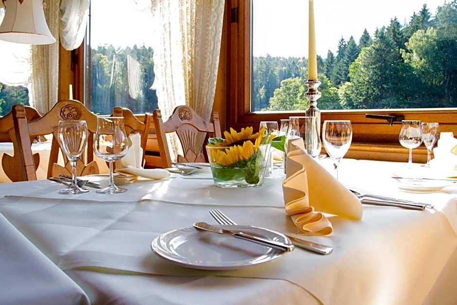 Ringhotel Monch`s Waldhotel