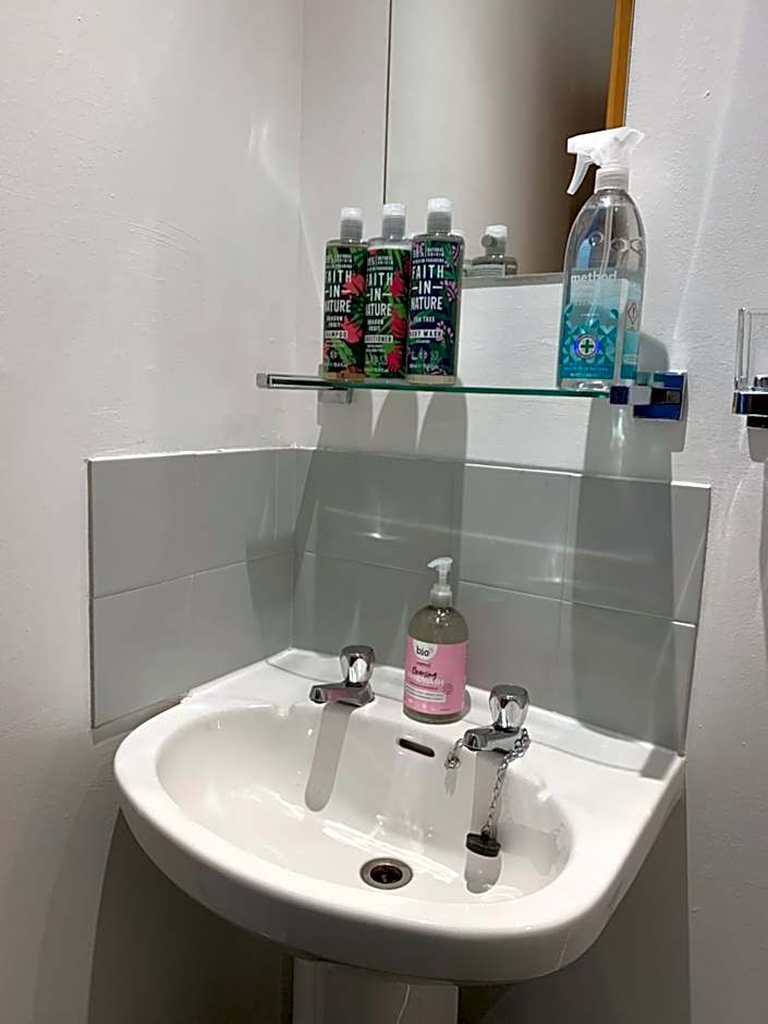 Orchard House Lodges by Ecohuman