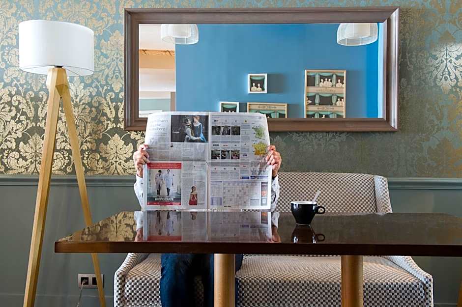 Hotel Magenta 38 by Happyculture