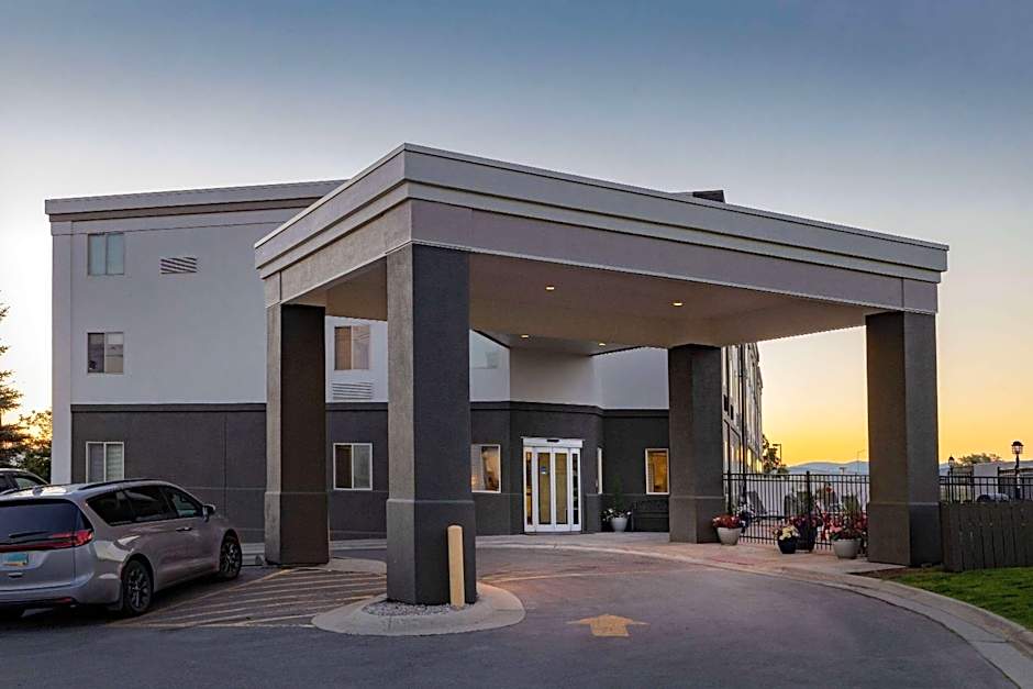 La Quinta Inn & Suites by Wyndham Helena