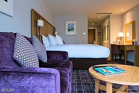 1 King Bed Non-Smoking Superior Room Larger Room