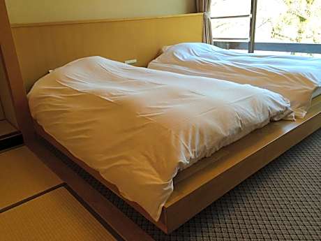 Quadruple Room with Tatami Area