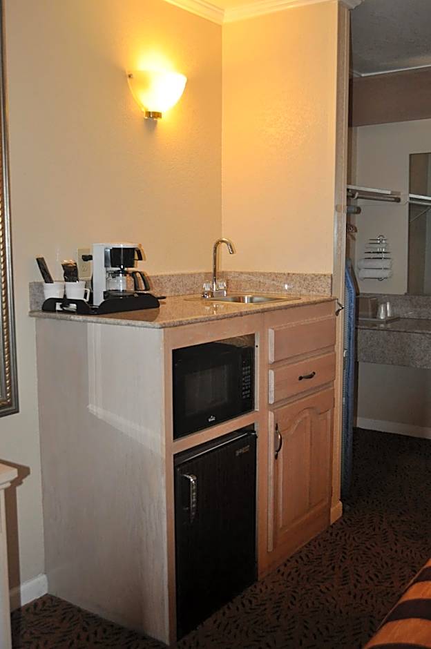 Executive Inn & Suites Sacramento