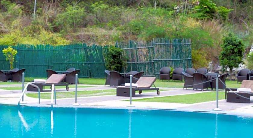 Golden Tulip Chandigarh - Panchkula