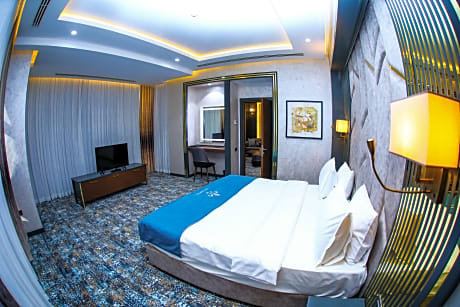 King Suite Room