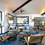 Mangia's Santa Teresa Sardinia, Curio Collection by Hilton