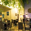 Hotel Los Itzaes
