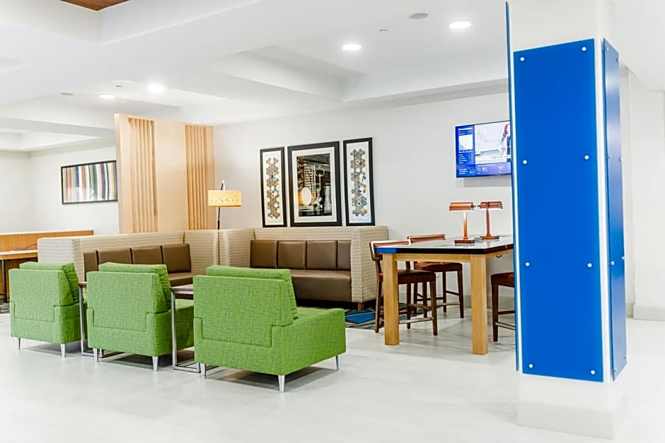 Holiday Inn Express Hotel & Suites Greenville By IHG