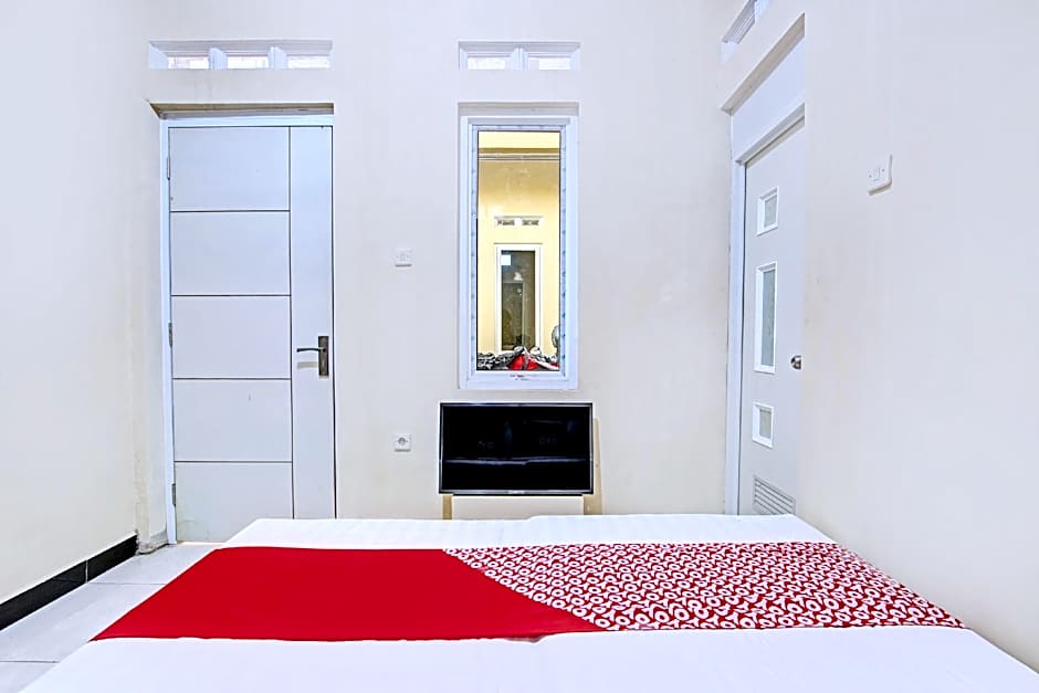 OYO Life 93034 Ayri Home