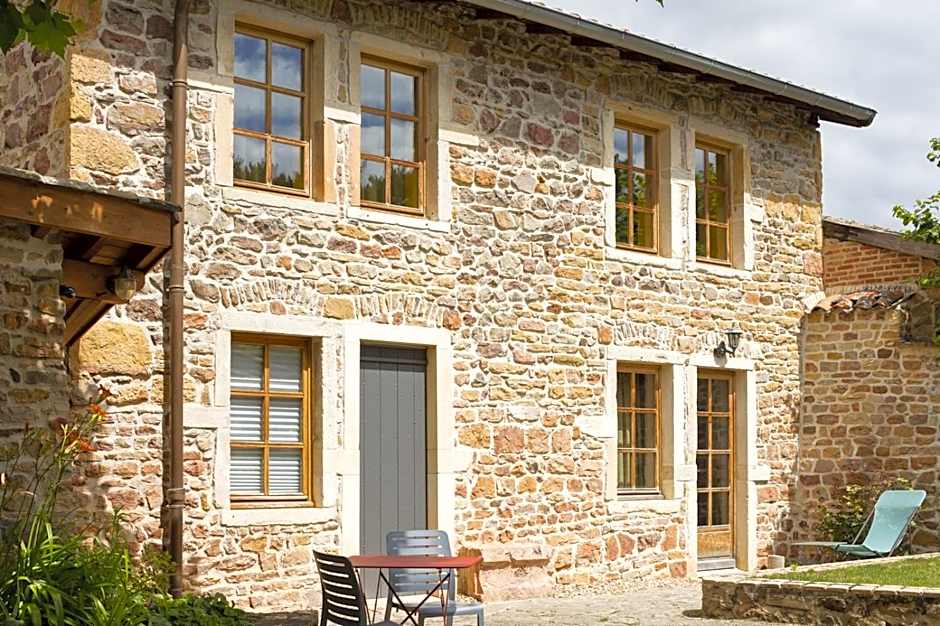 Logis Hôtel et Spa le Savigny