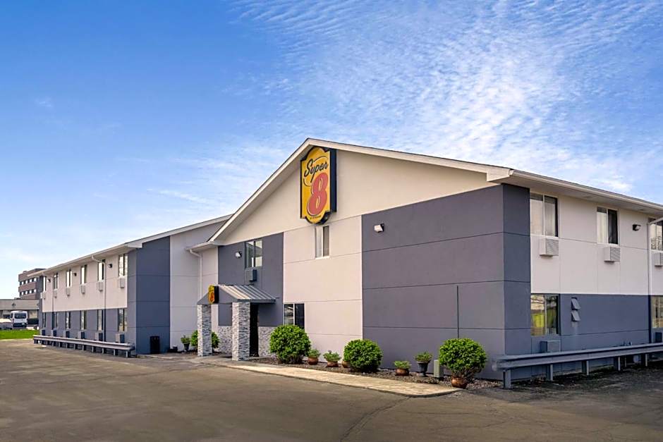 Super 8 by Wyndham Merrillville/Gary Area